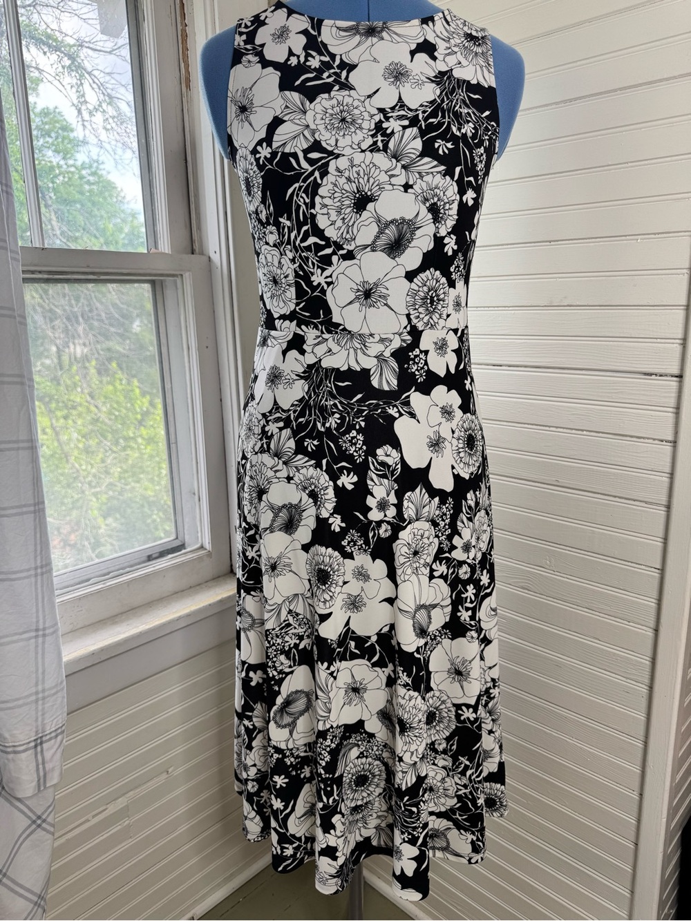 Talbot’s petite Black & White Floral Sleeveless A-Line Dress
